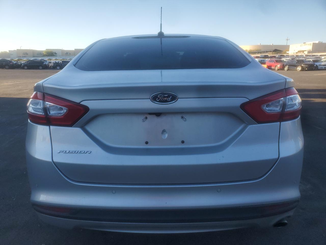 FORD FUSION SE