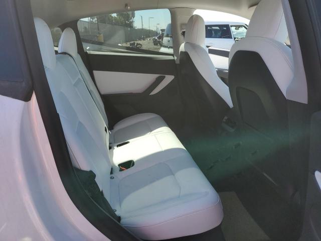 2022 TESLA MODEL Y 7SAYGDEF1NF392212