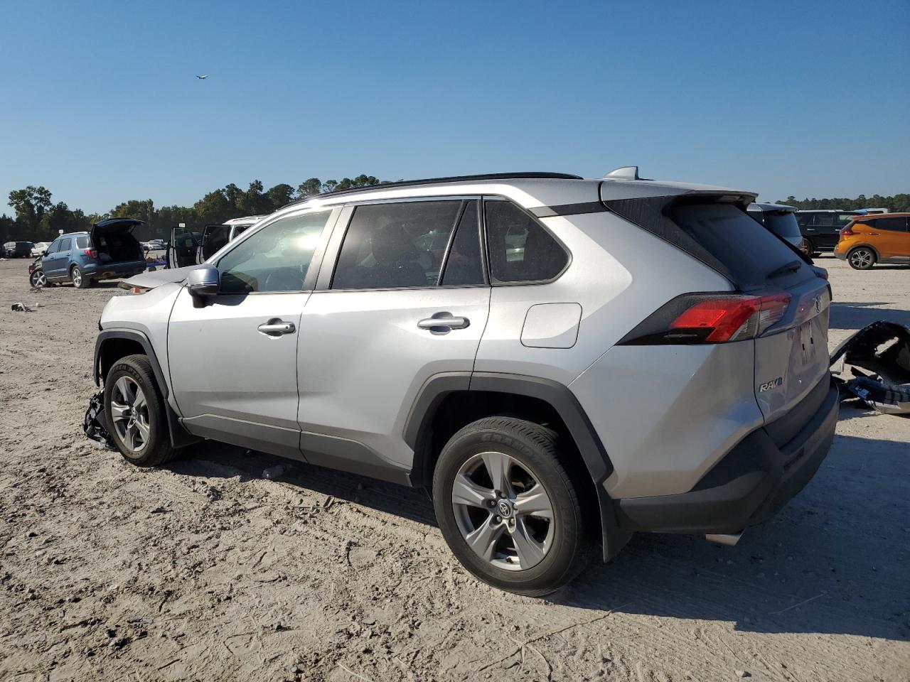 TOYOTA RAV4 XLE