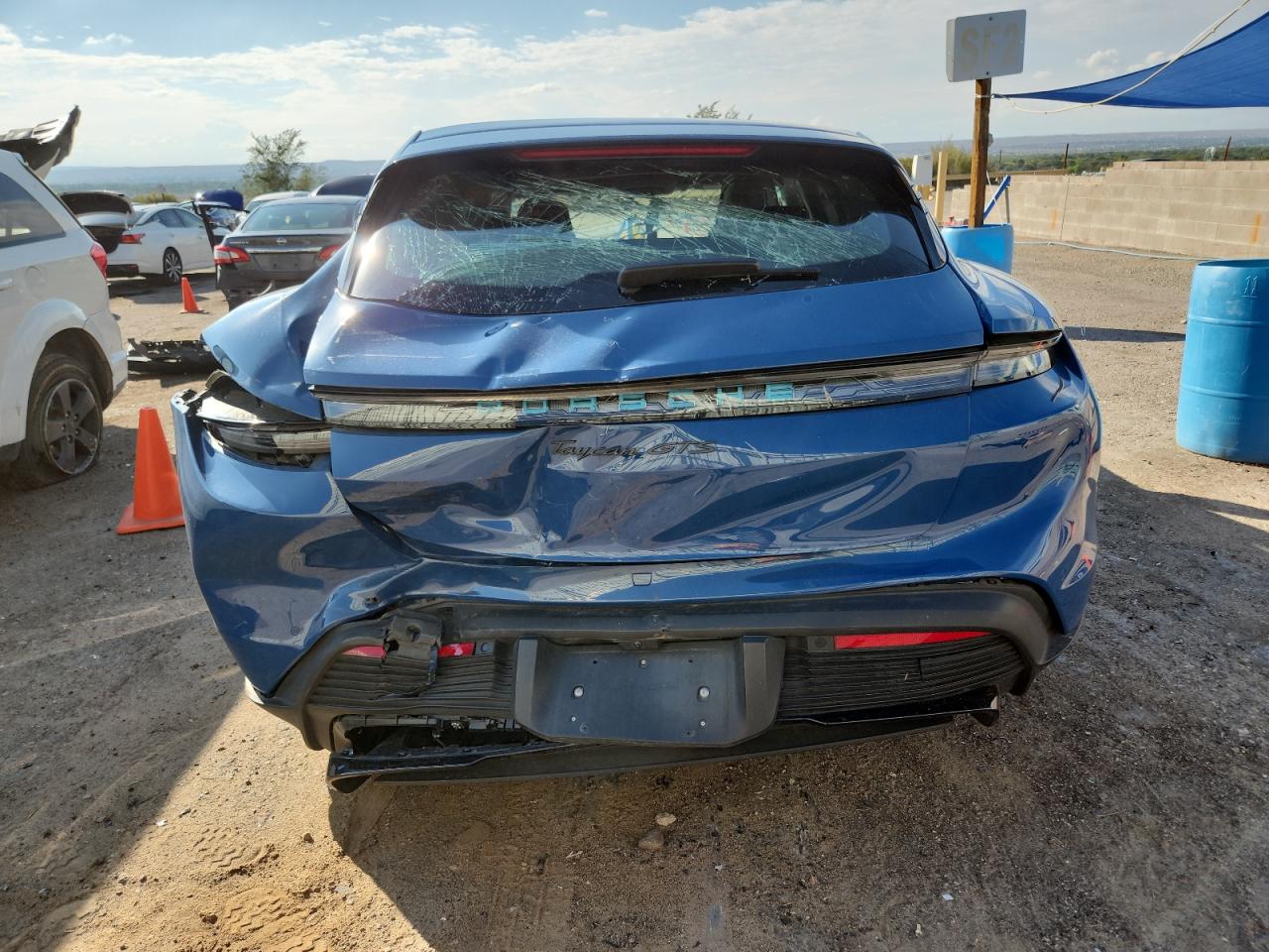 PORSCHE TAYCAN GTS SPORT TURISMO