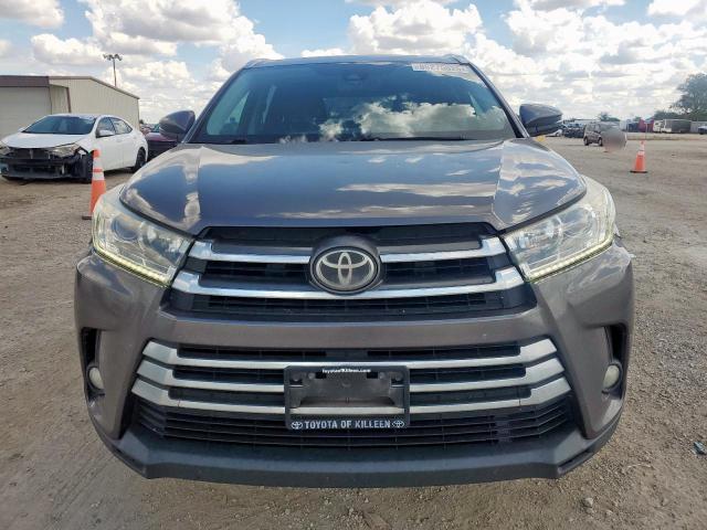 2017 TOYOTA HIGHLANDER - Other View