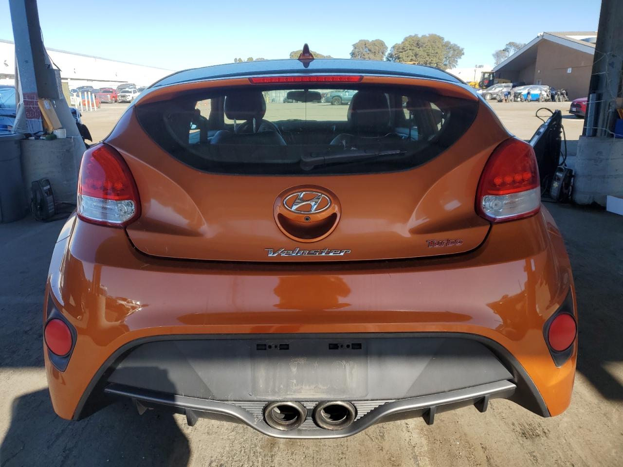 HYUNDAI VELOSTER TURBO