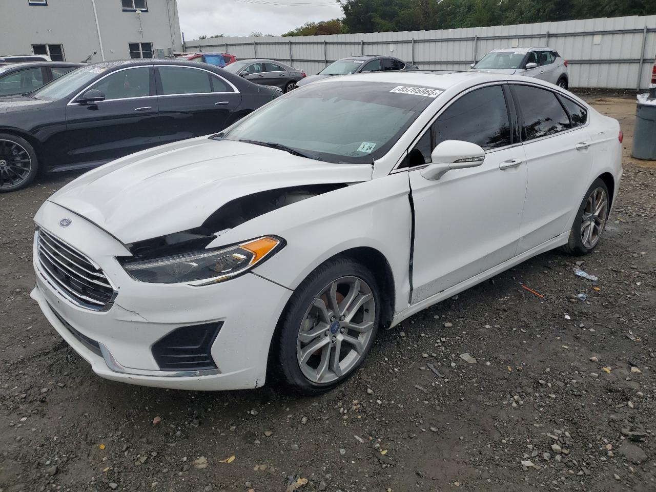  Salvage Ford Fusion