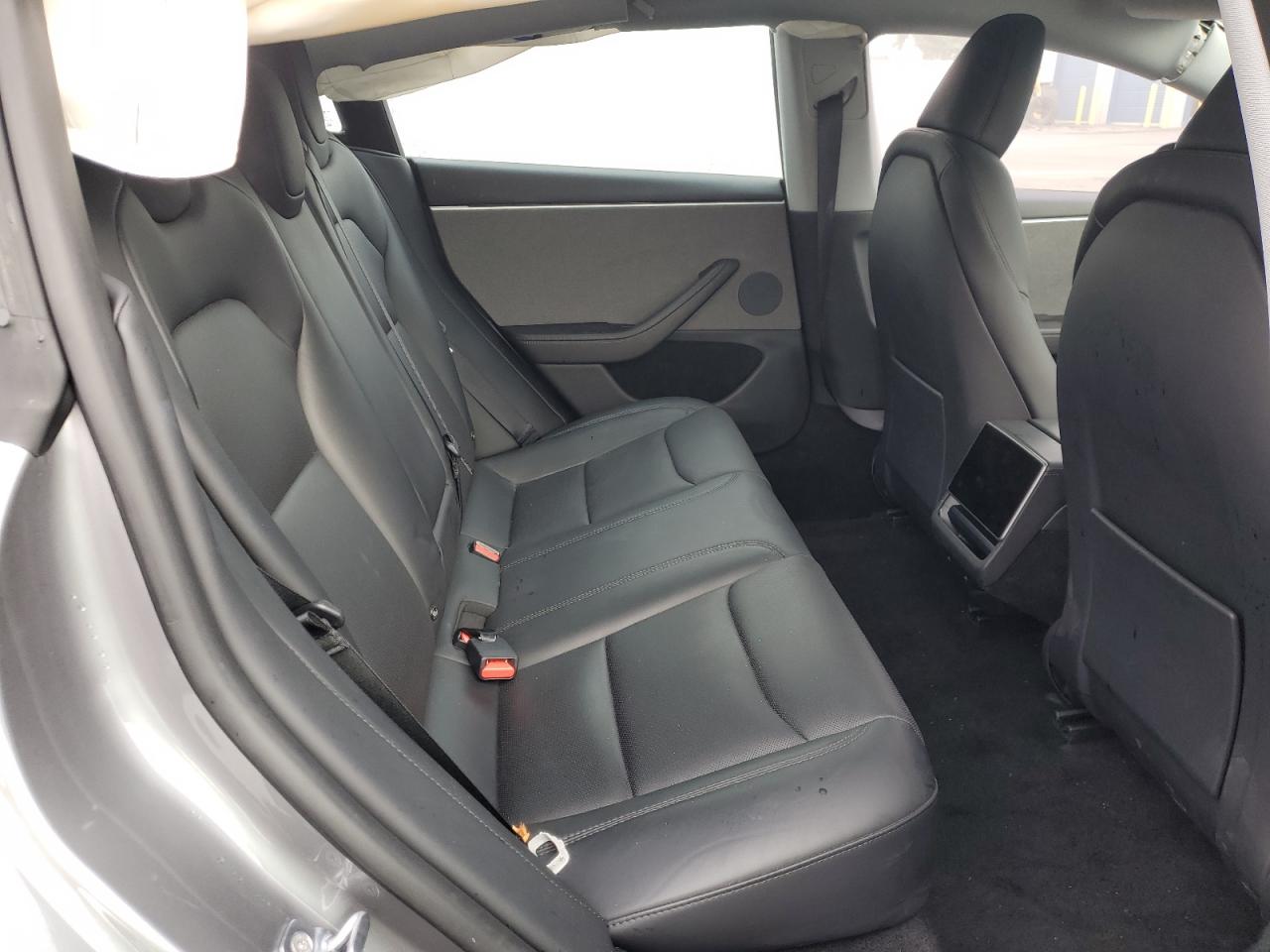 Lot #3303556038 2025 TESLA MODEL 3