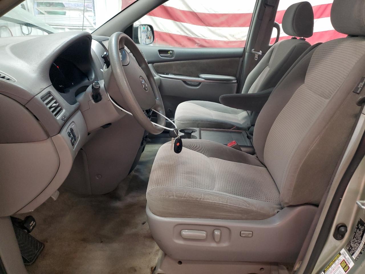 Lot #3285595302 2007 TOYOTA SIENNA CE