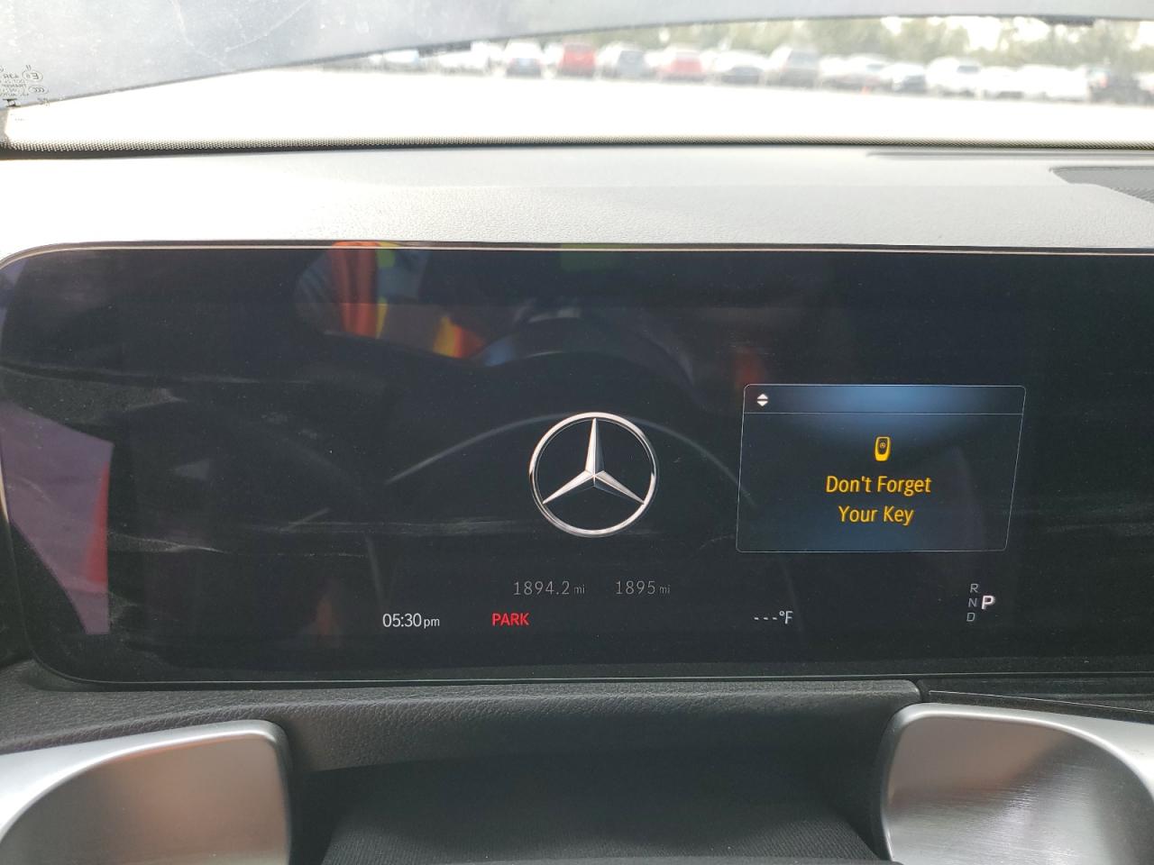 MERCEDES-BENZ EQB 250+