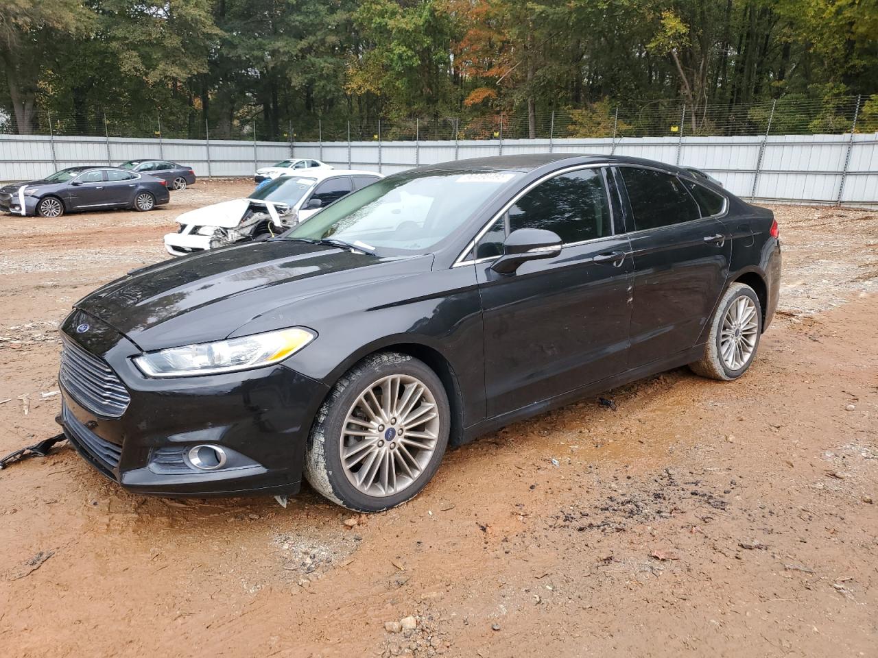 FORD FUSION SE