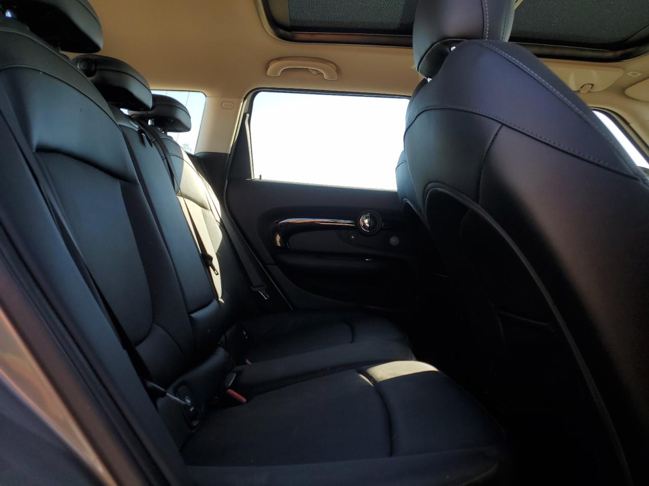 MINI COOPER S CLUBMAN