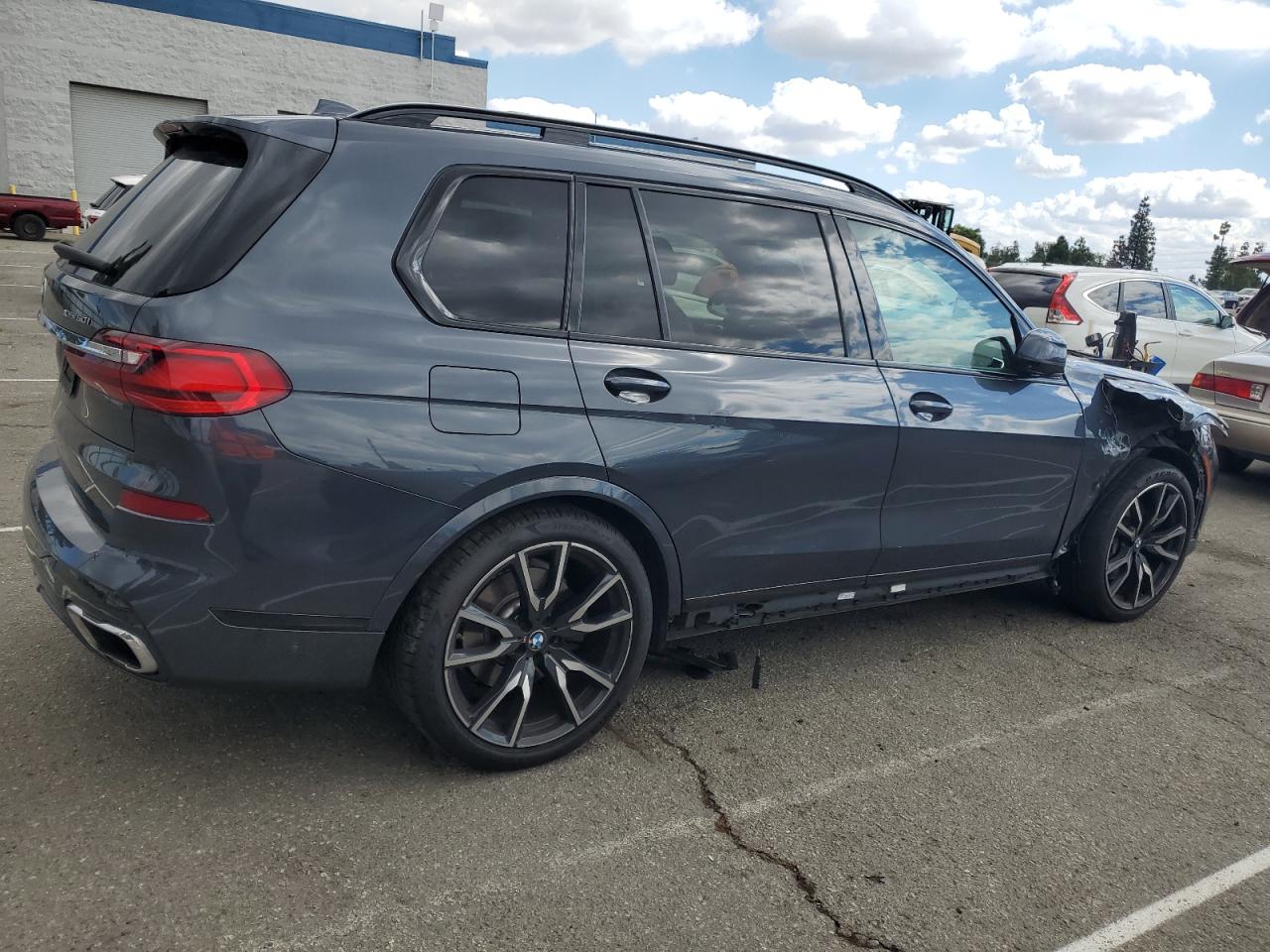 BMW X7 XDRIVE50I
