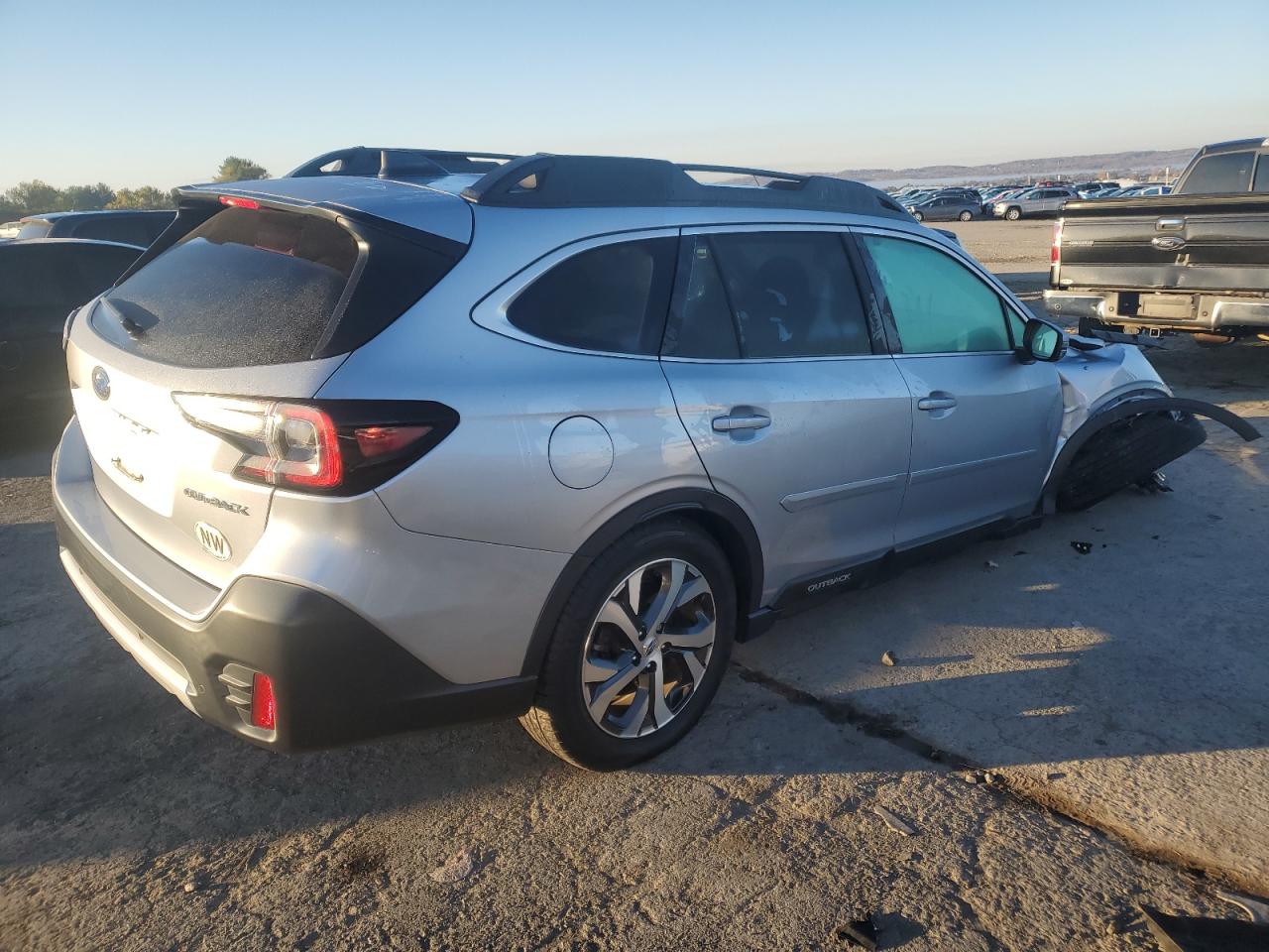 SUBARU OUTBACK LIMITED