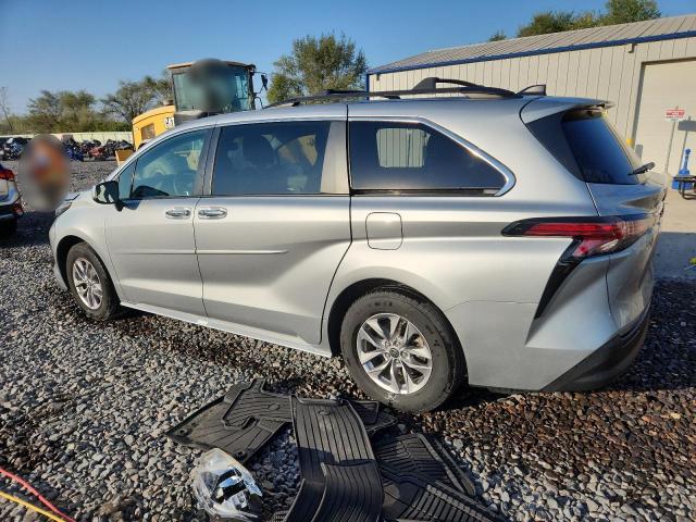 2022 TOYOTA SIENNA XLE #3284924933