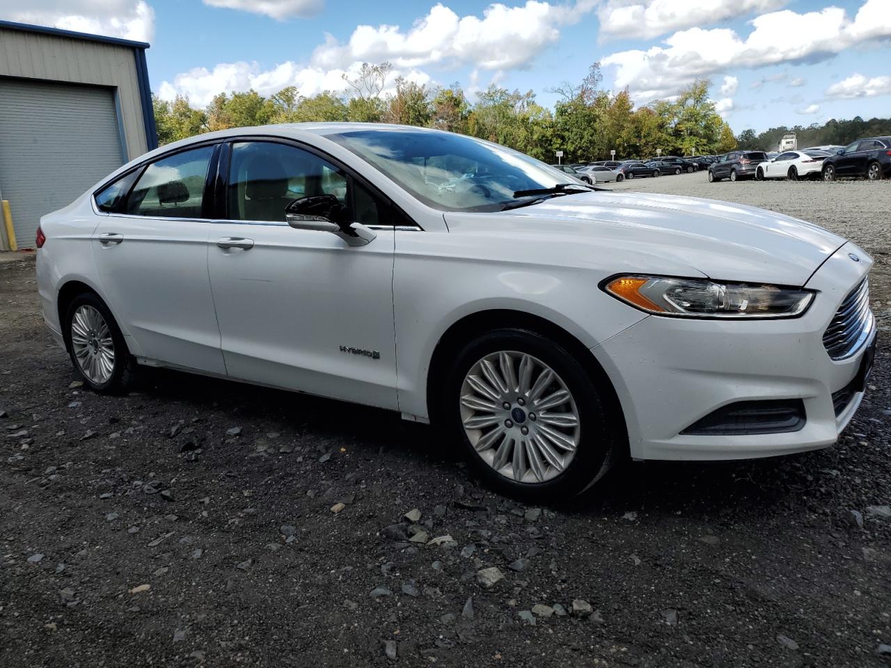 FORD FUSION HYBRID SE HYBRID