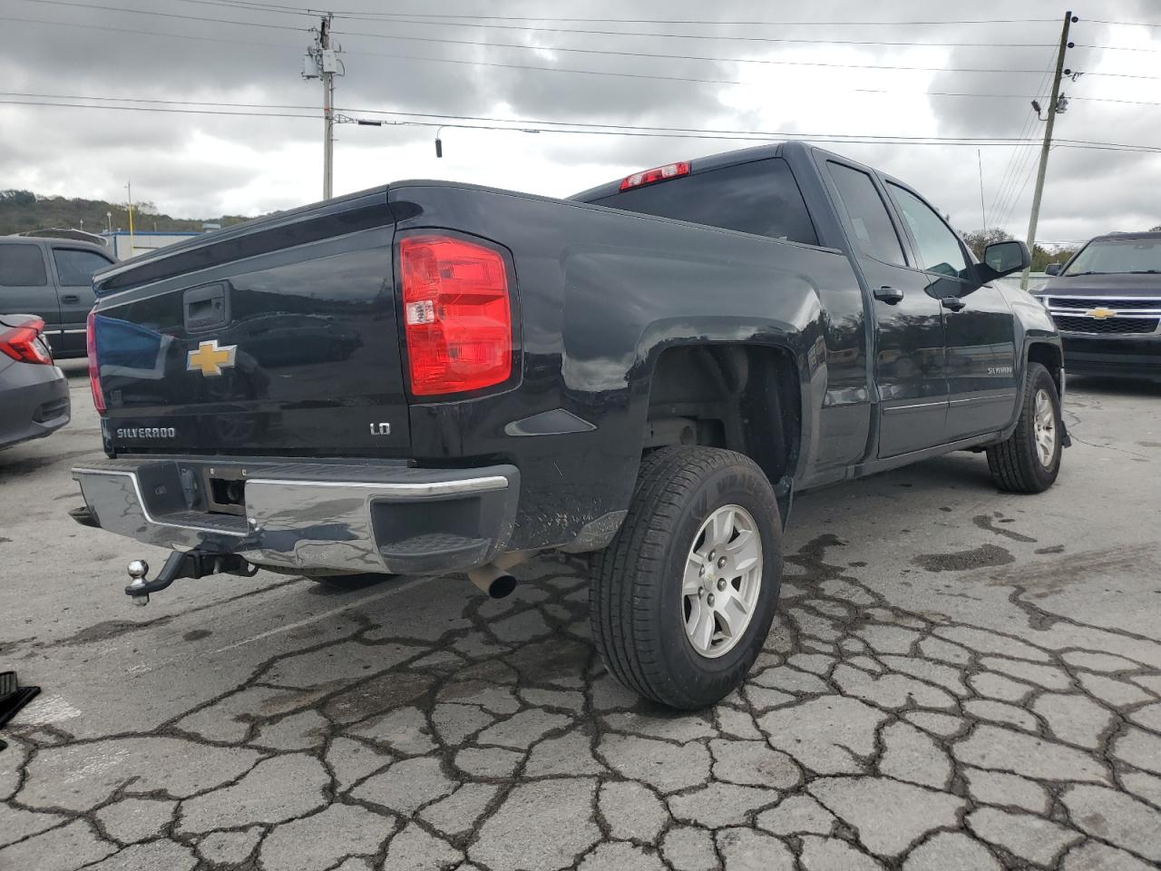 CHEVROLET SILVERADO C1500 LT
