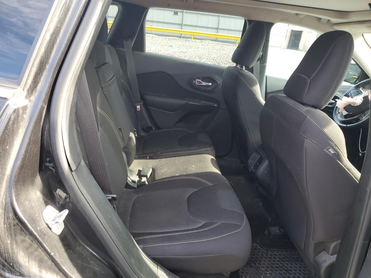 JEEP GRAND CHEROKEE LATITUDE