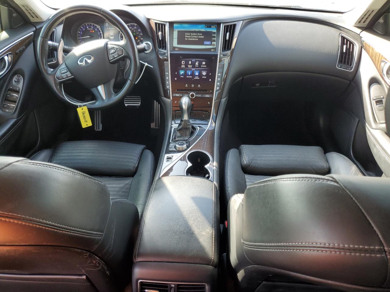 INFINITI Q50 HYBRID PREMIUM