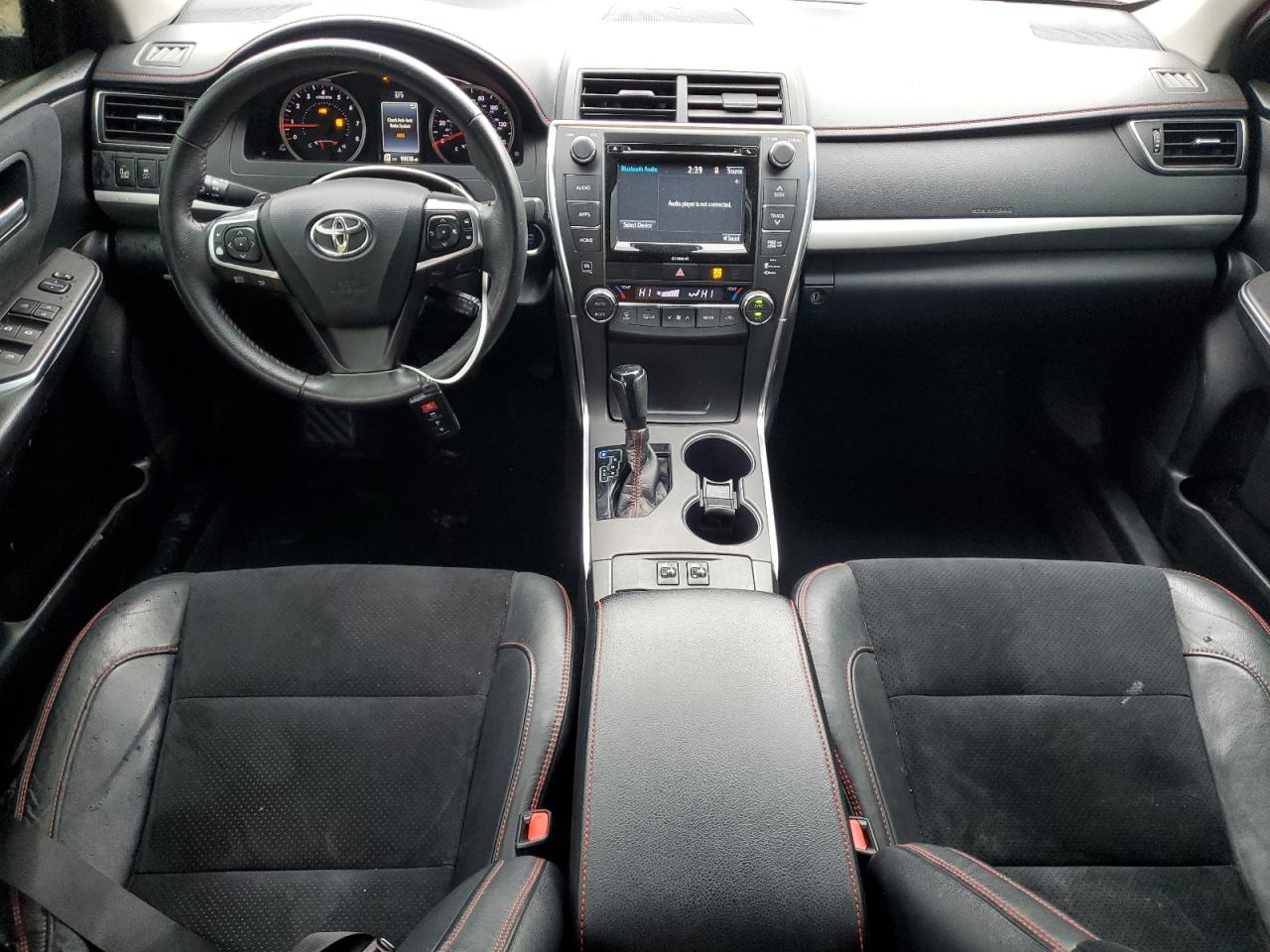TOYOTA CAMRY XSE