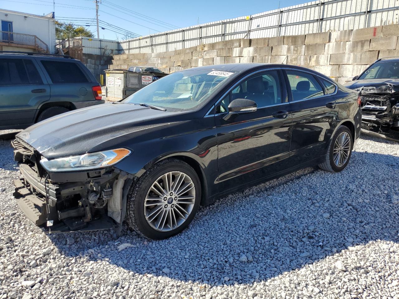 FORD FUSION SE