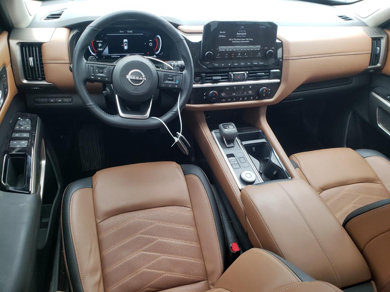 NISSAN PATHFINDER PLATINUM