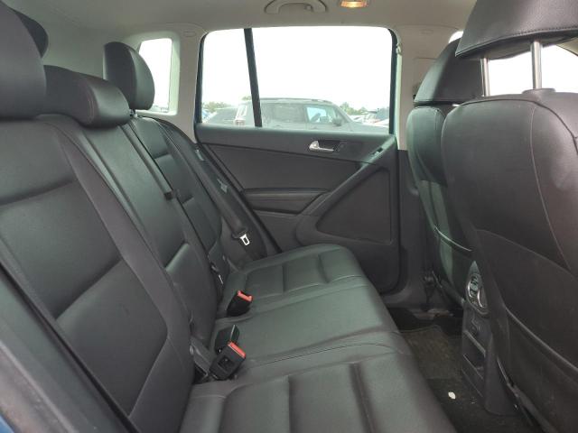 2017 VOLKSWAGEN TIGUAN WOL WVGSV7AX1HK021546
