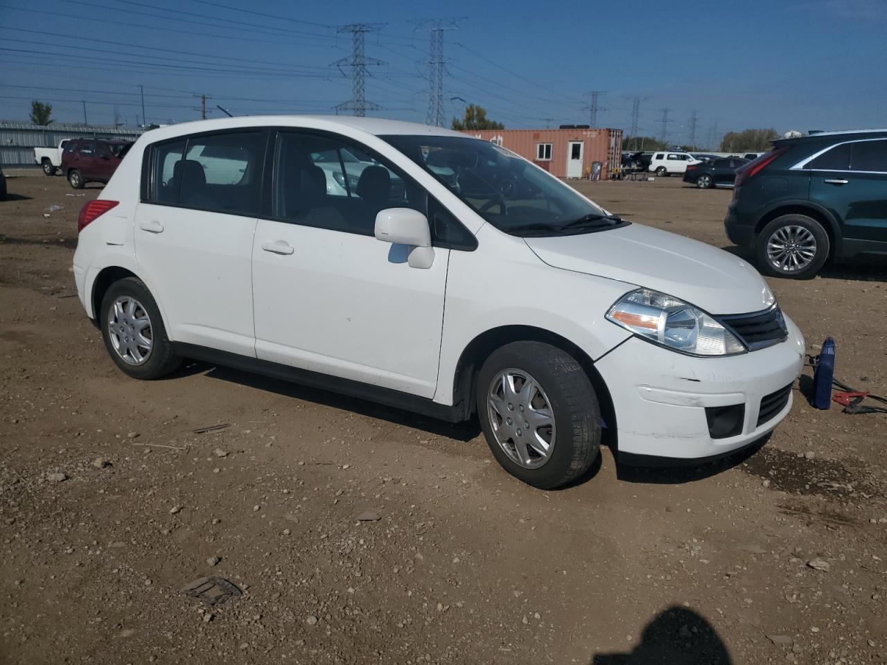 NISSAN VERSA S