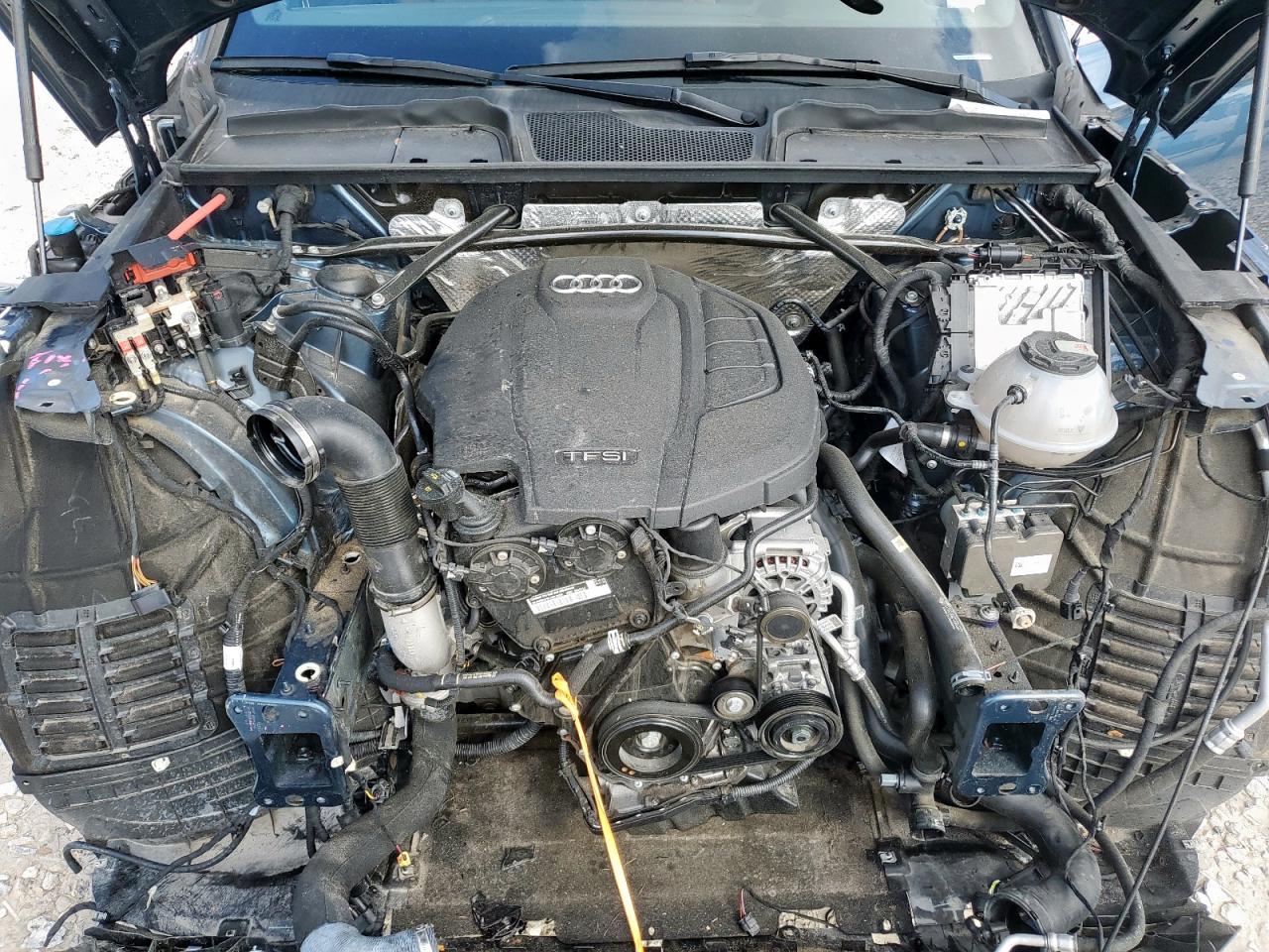 AUDI Q5 PREMIUM PLUS