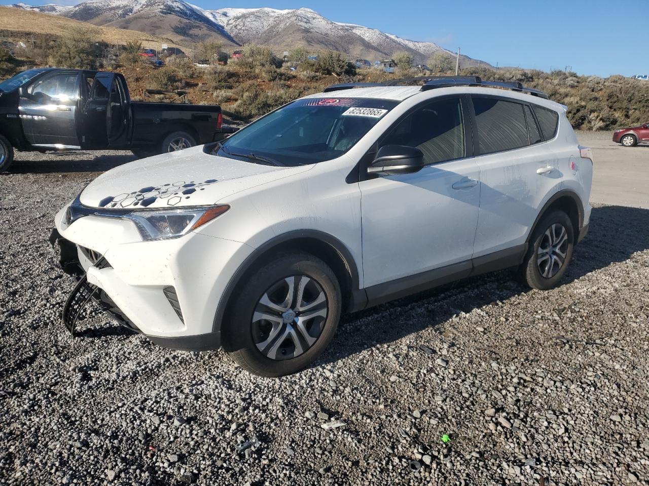 TOYOTA RAV4 LE