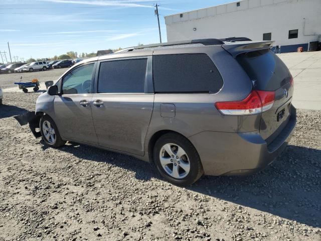 2014 TOYOTA SIENNA LE #3294687037