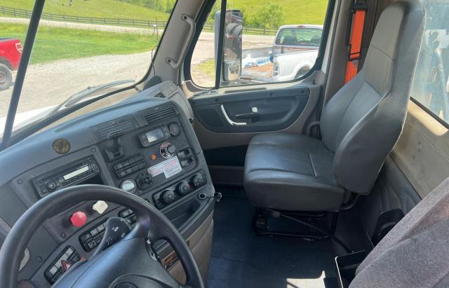 2014 FREIGHTLINER CASCADIA 1 #3260507274