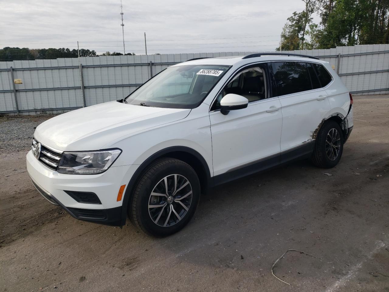 VOLKSWAGEN TIGUAN SE