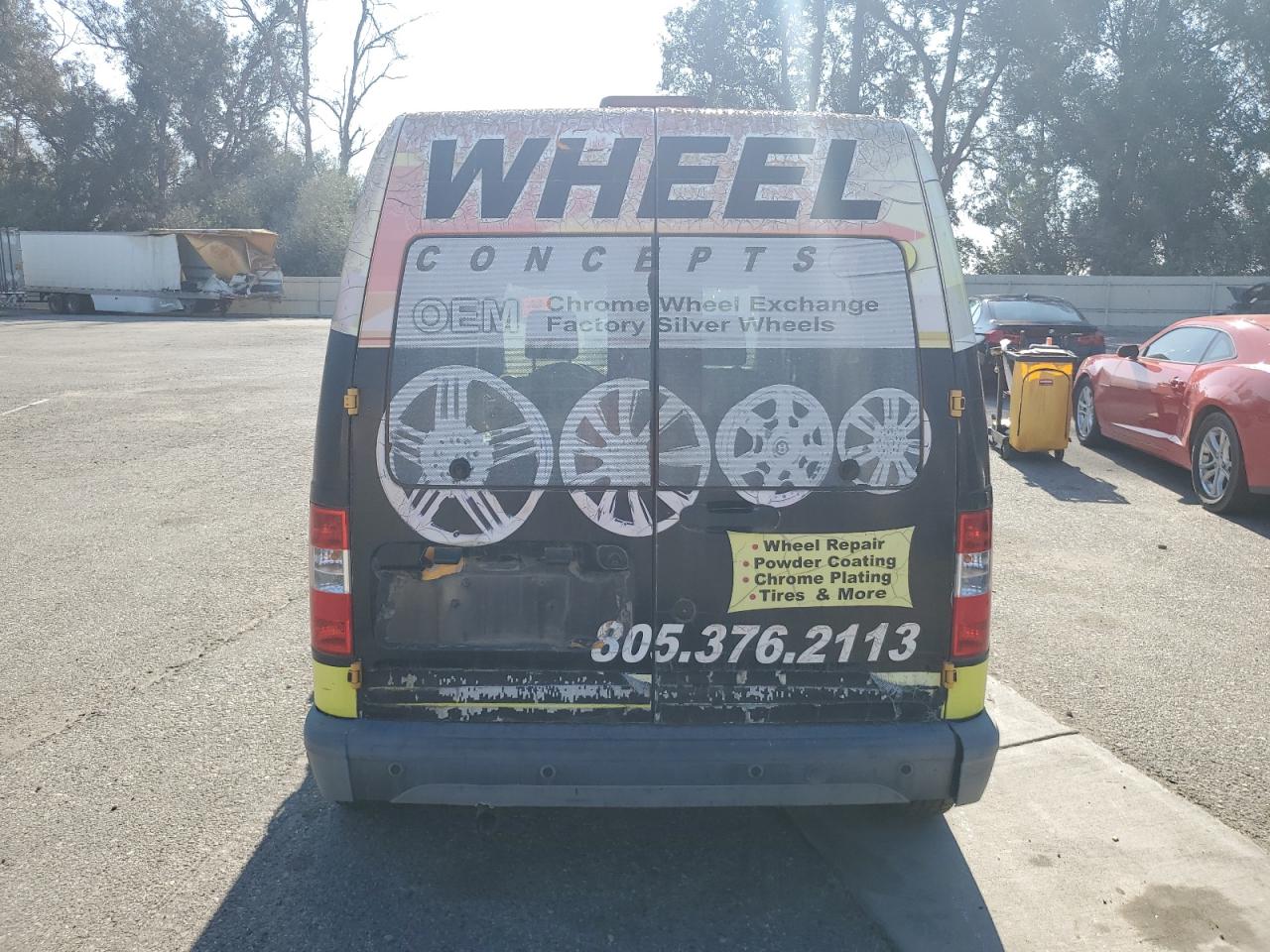 FORD TRANSIT CONNECT XLT PREMIUM