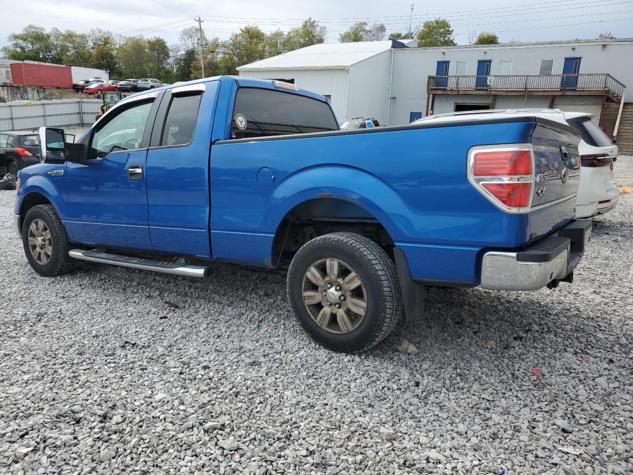 FORD F-150 SUPER CAB