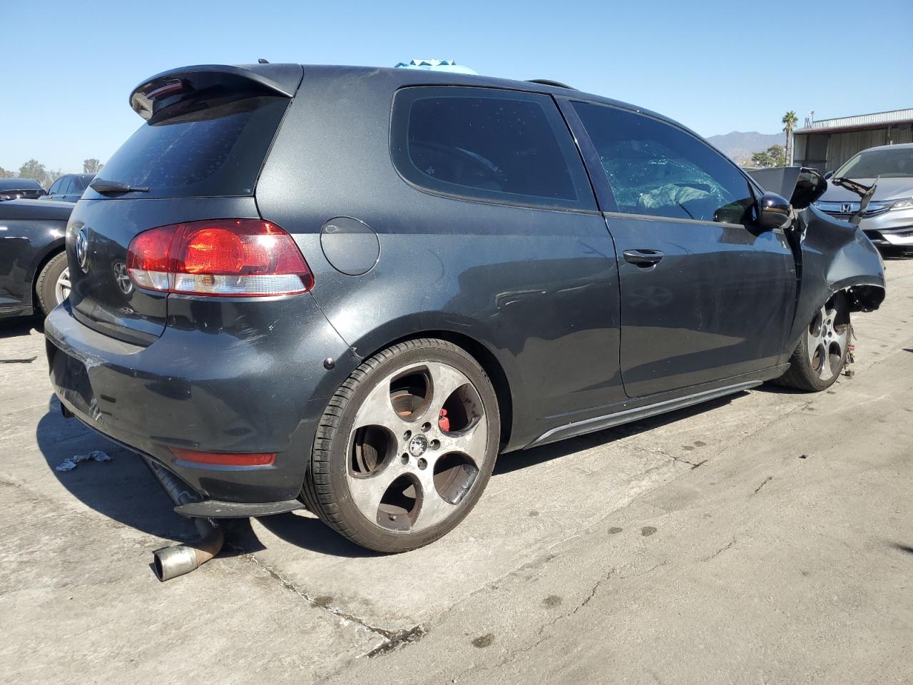 VOLKSWAGEN GOLF GTI