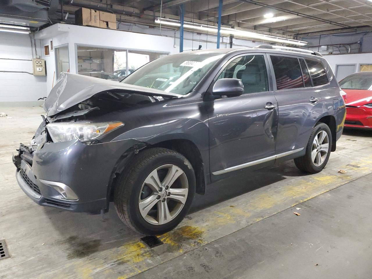 TOYOTA HIGHLANDER LIMITED