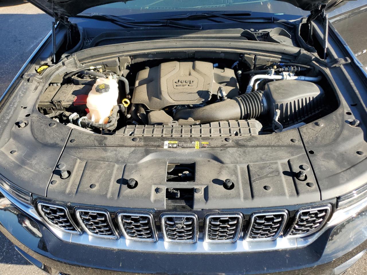 JEEP GRAND CHEROKEE SUMMIT