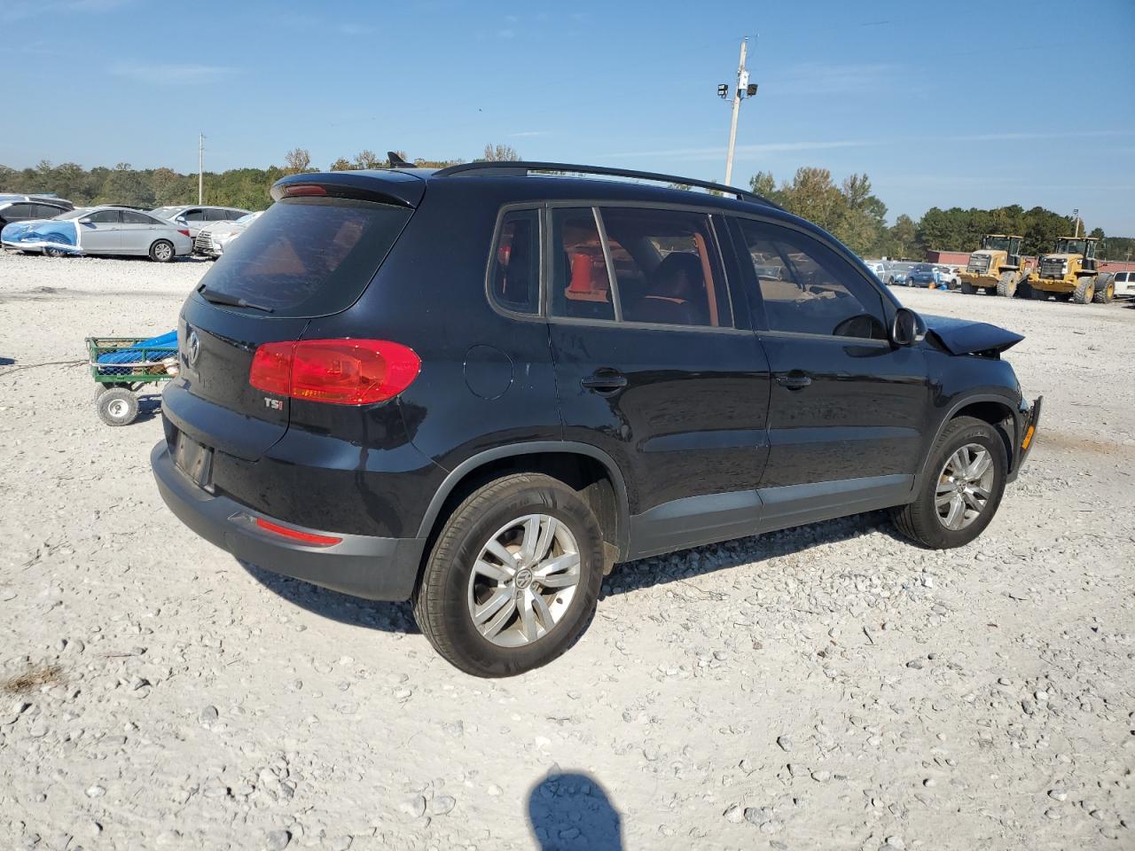 VOLKSWAGEN TIGUAN S