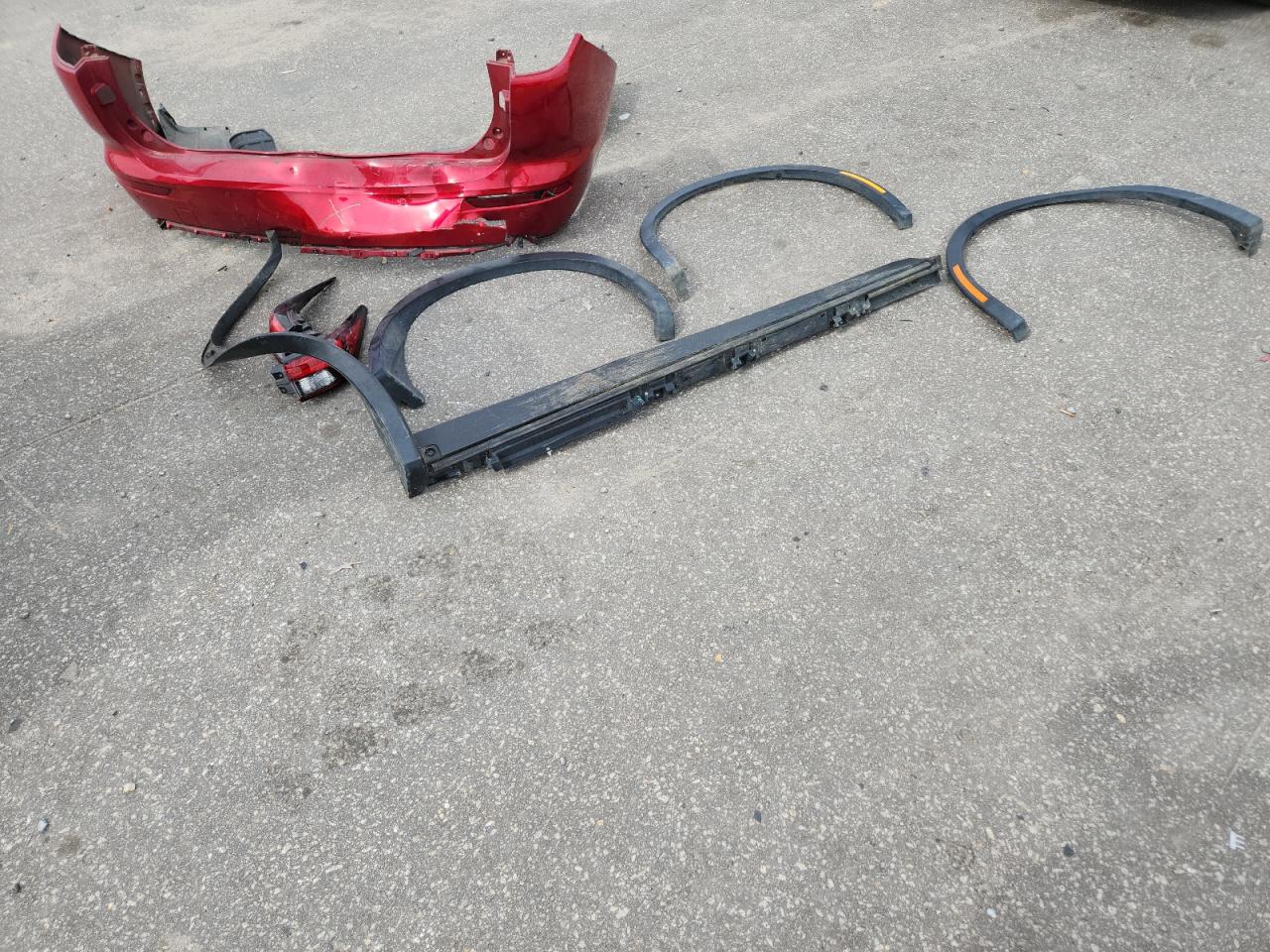 MITSUBISHI OUTLANDER ES