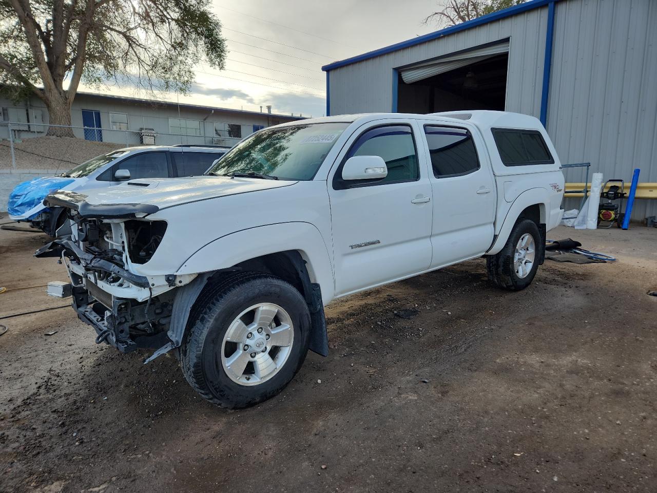 TOYOTA TACOMA DOUBLE CAB
