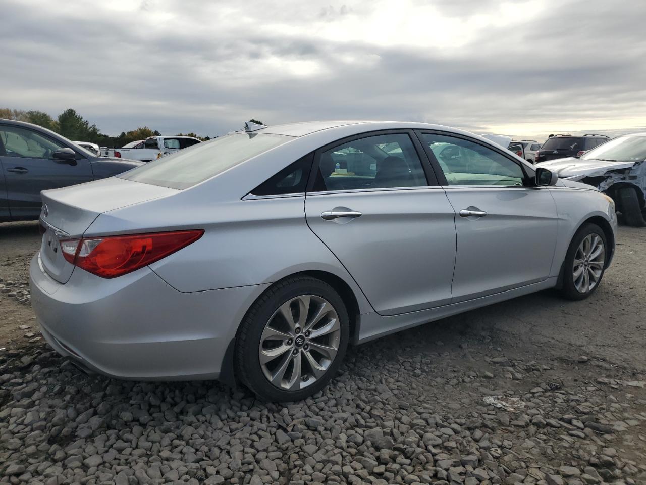 HYUNDAI SONATA SE
