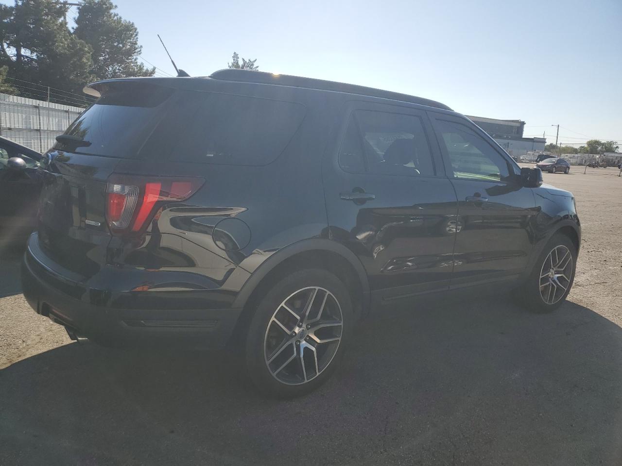 FORD EXPLORER SPORT