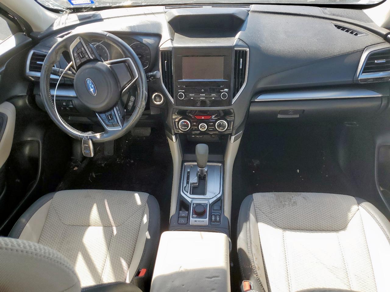 SUBARU FORESTER PREMIUM