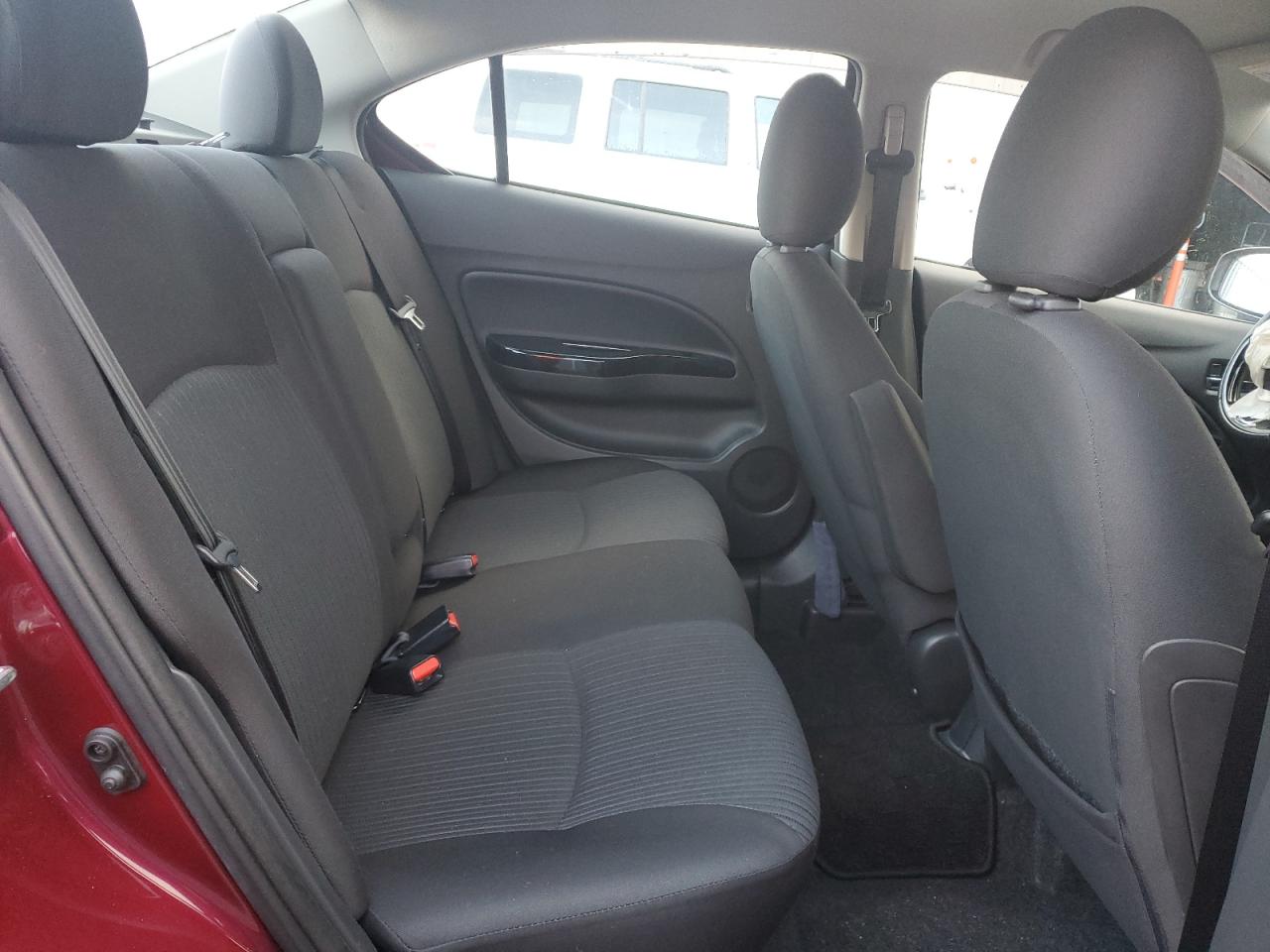 MITSUBISHI MIRAGE G4 SE