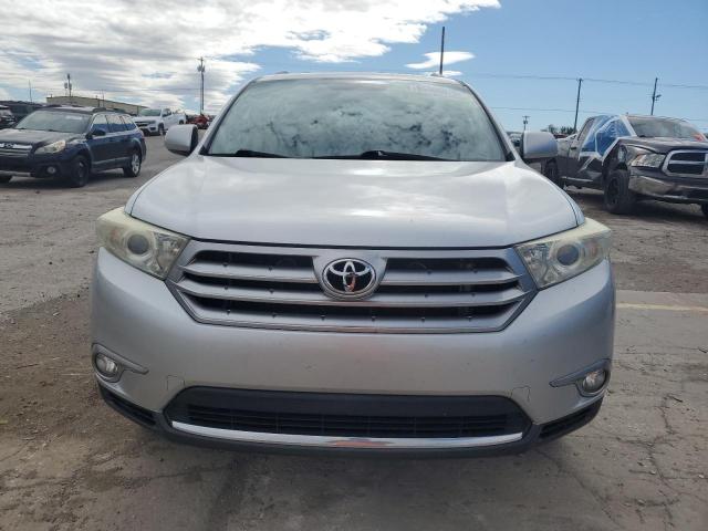 2011 TOYOTA HIGHLANDER - 5TDZK3EH5BS040401