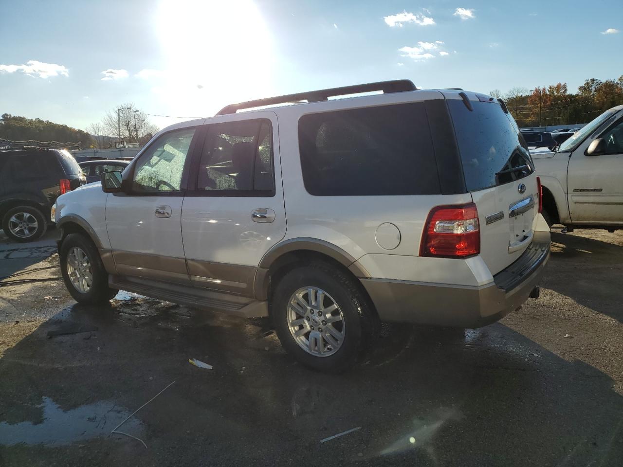 FORD EXPEDITION XLT