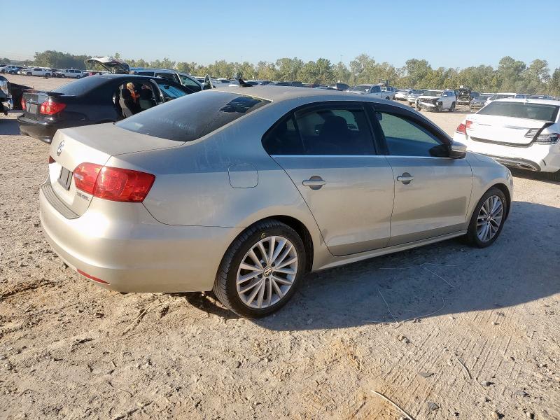 2013 VOLKSWAGEN JETTA SEL #3304817537