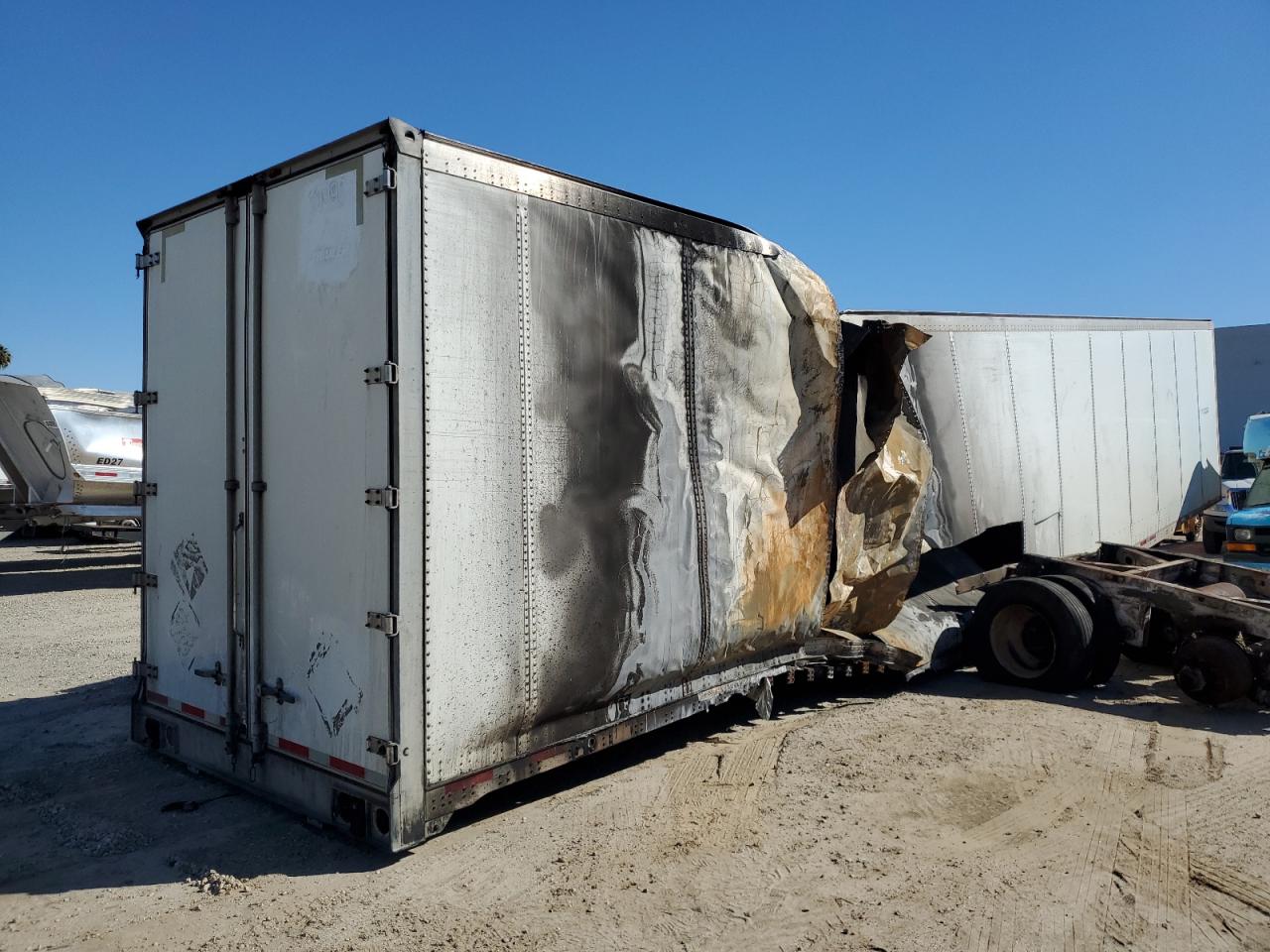 Lot #3269749728 2015 WABASH UNKNOWN