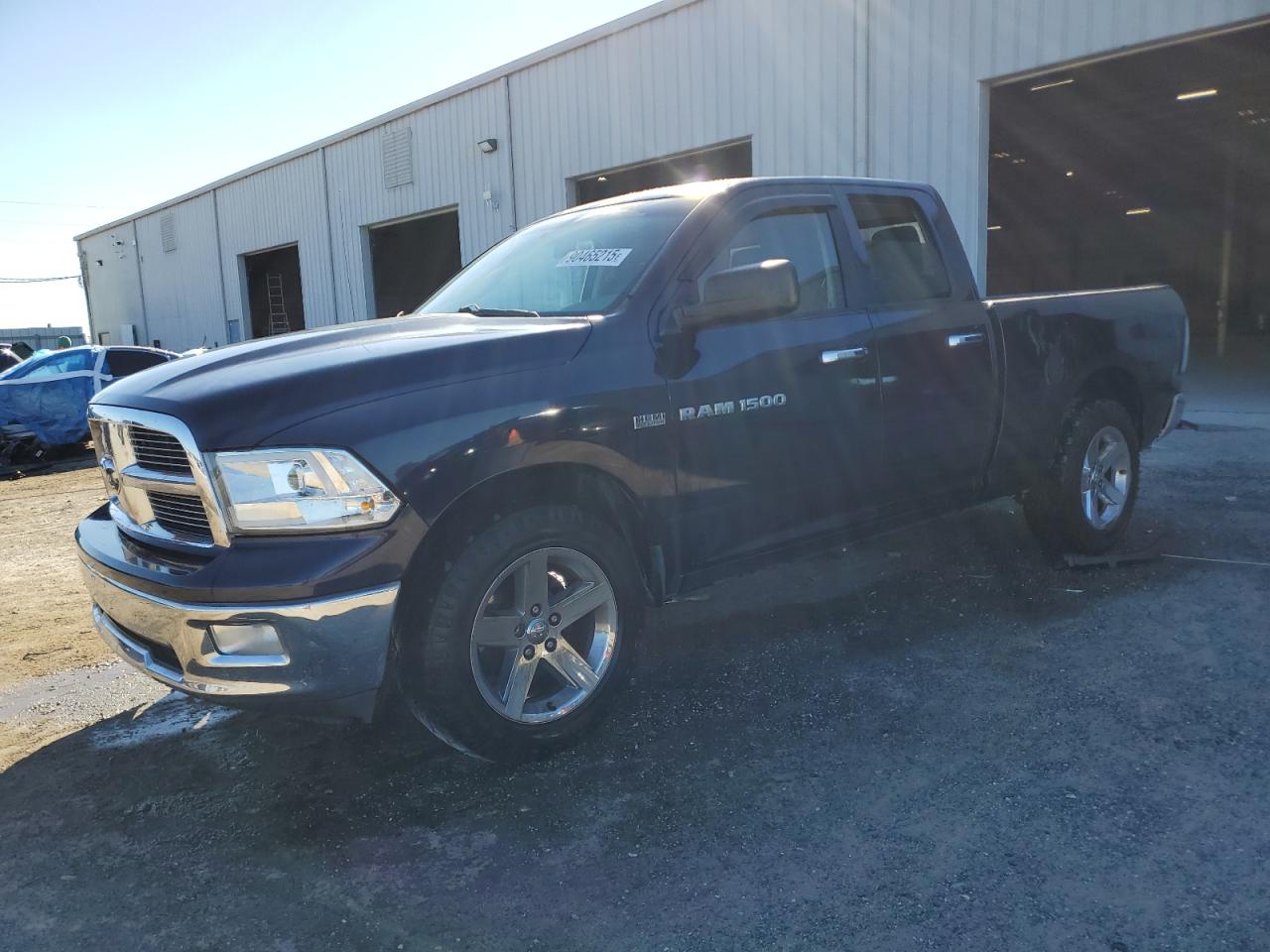 DODGE RAM 1500 SLT