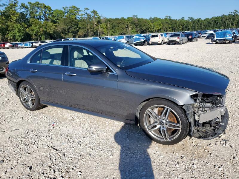 2018 MERCEDES-BENZ E 400 4MAT WDDZF6GB9JA396690