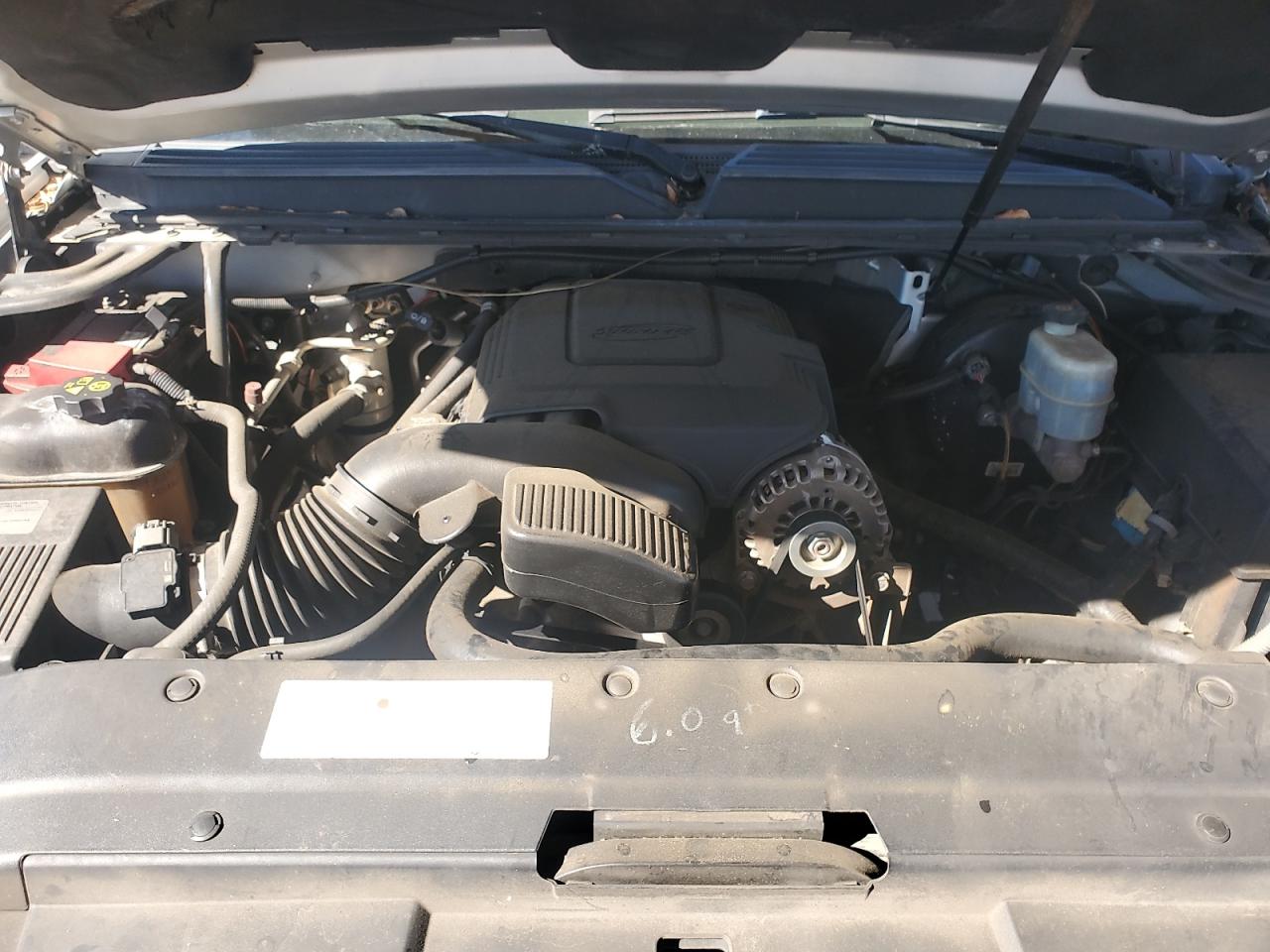 CHEVROLET TAHOE K1500 LS