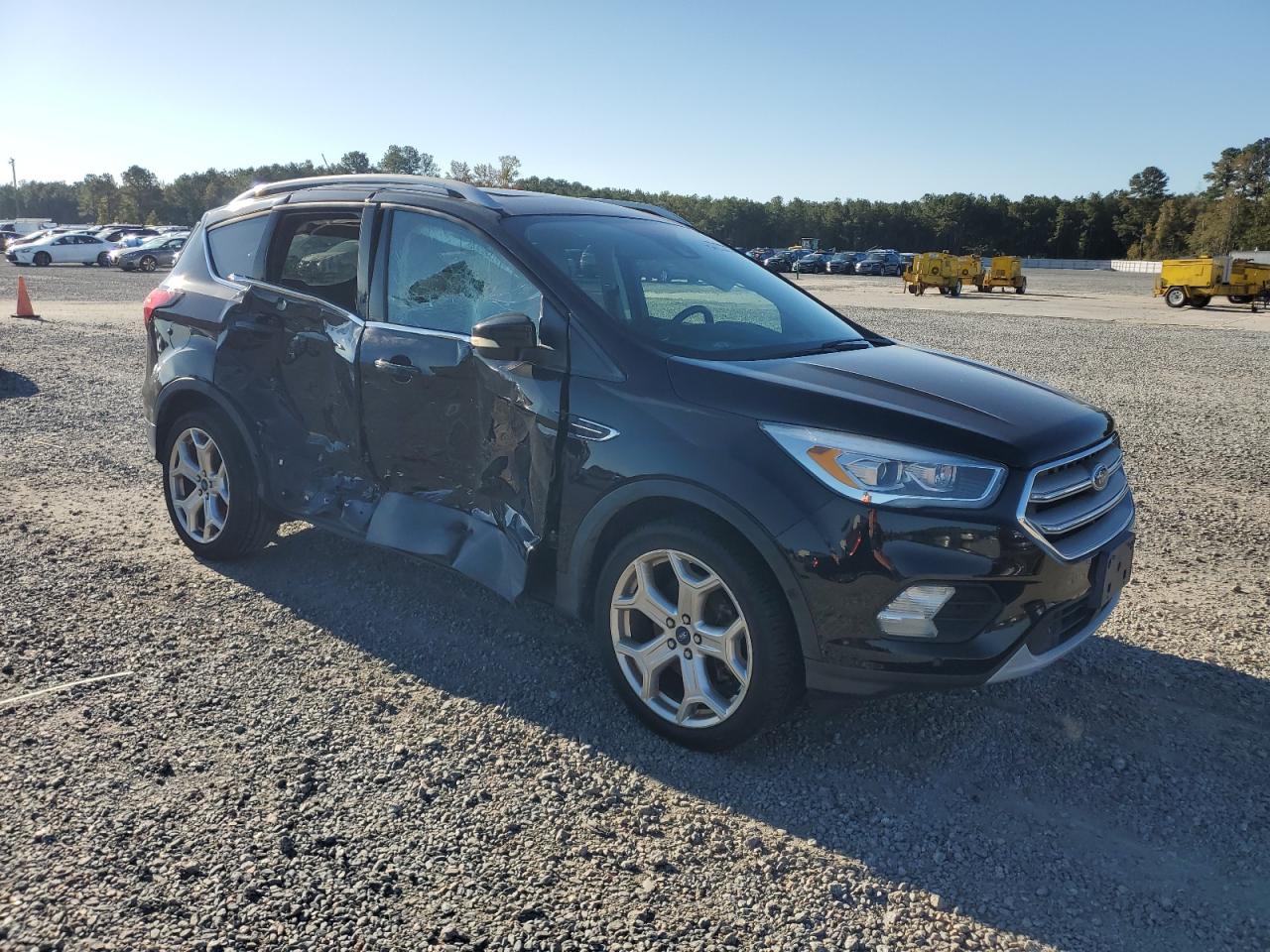 FORD ESCAPE TITANIUM