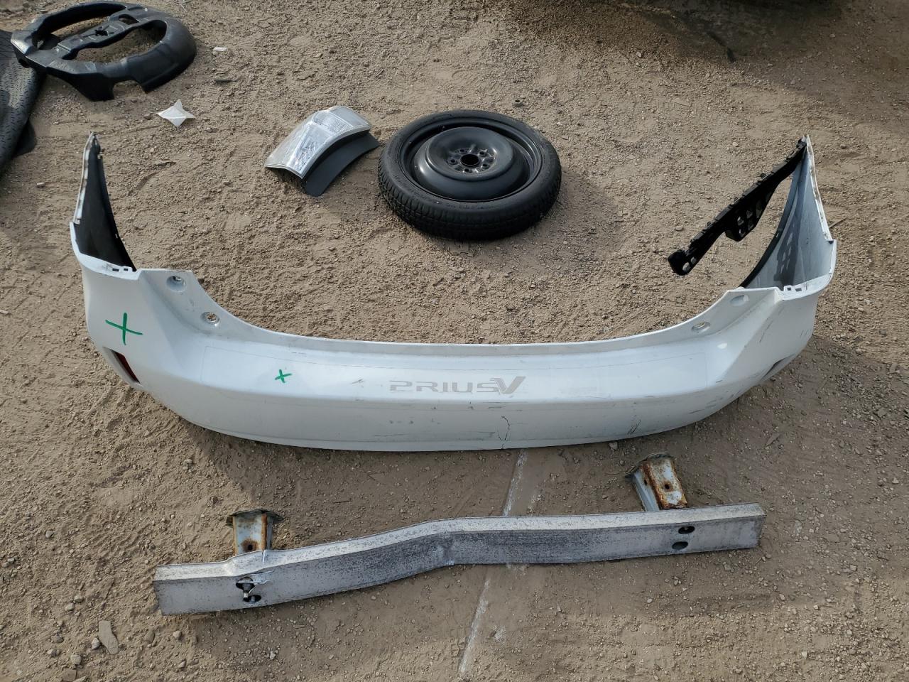 TOYOTA PRIUS V
